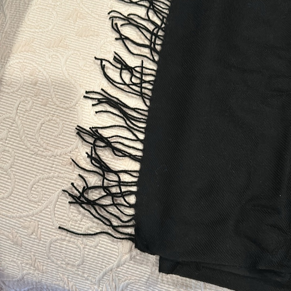 NWT Nordstrom unisex scarfs!